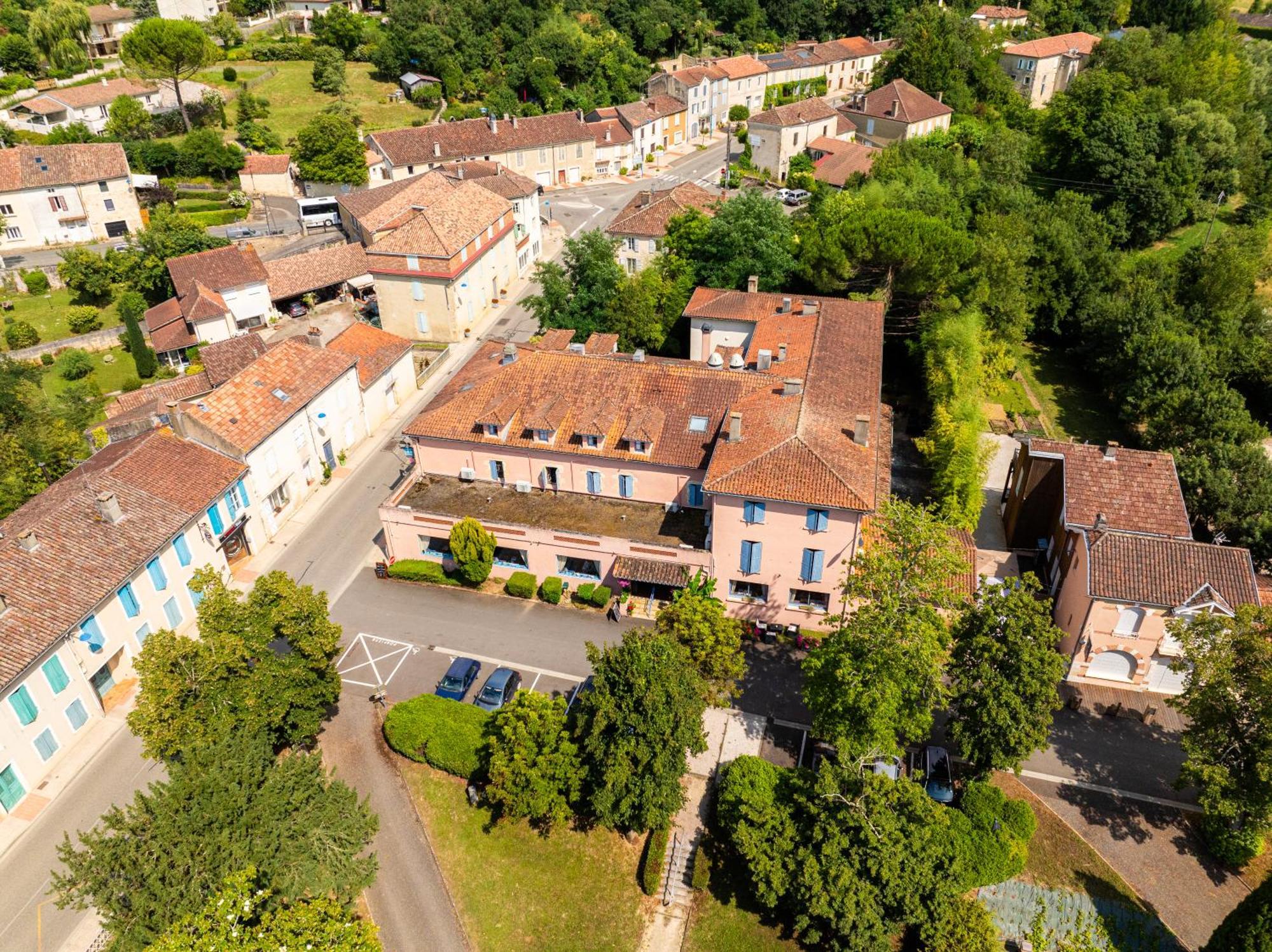 Hotel Restaurant Des Thermes Castéra-Verduzan Kültér fotó