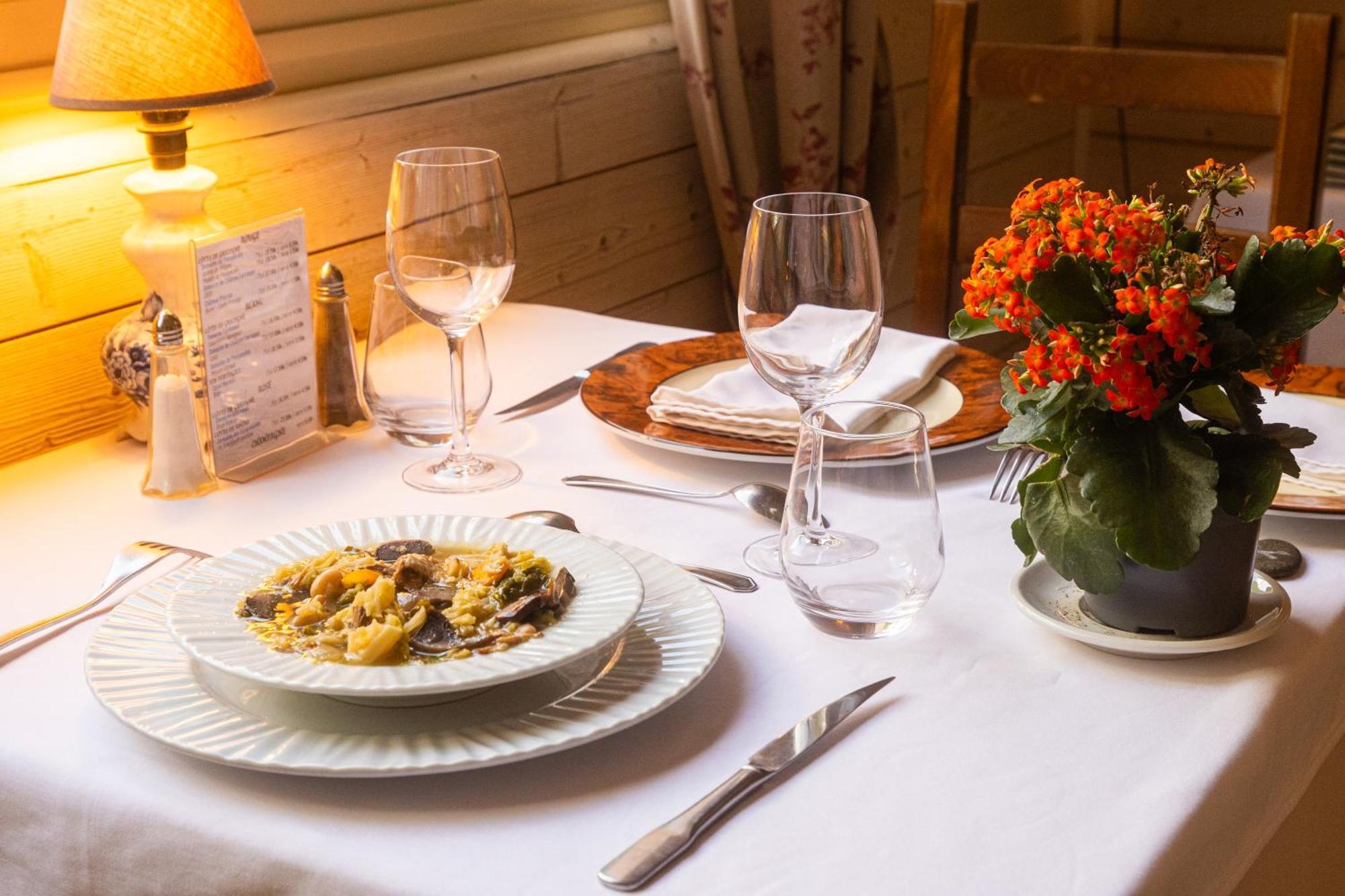 Hotel Restaurant Des Thermes Castéra-Verduzan Kültér fotó
