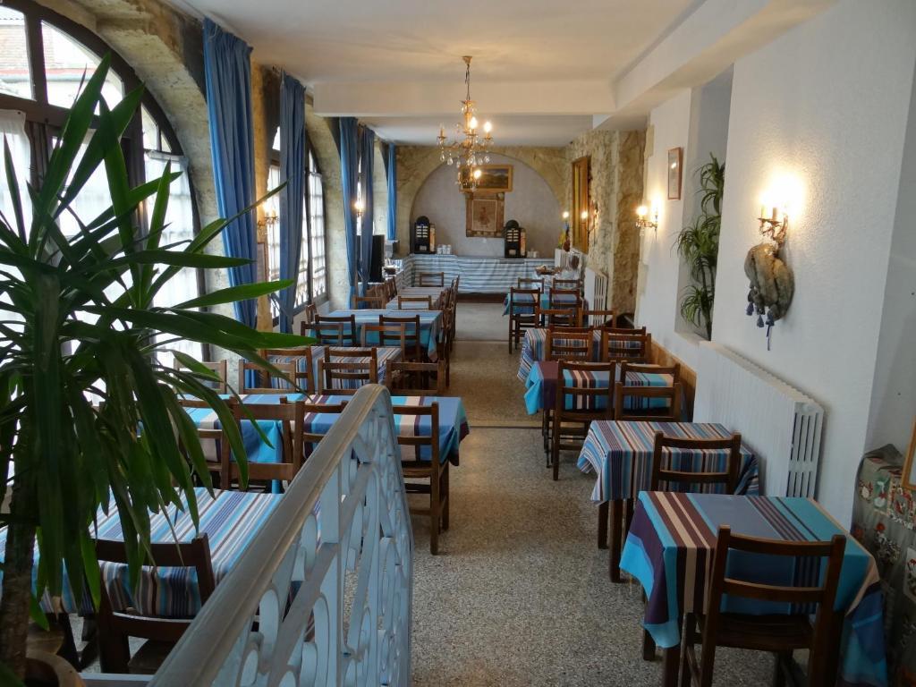 Hotel Restaurant Des Thermes Castéra-Verduzan Kültér fotó
